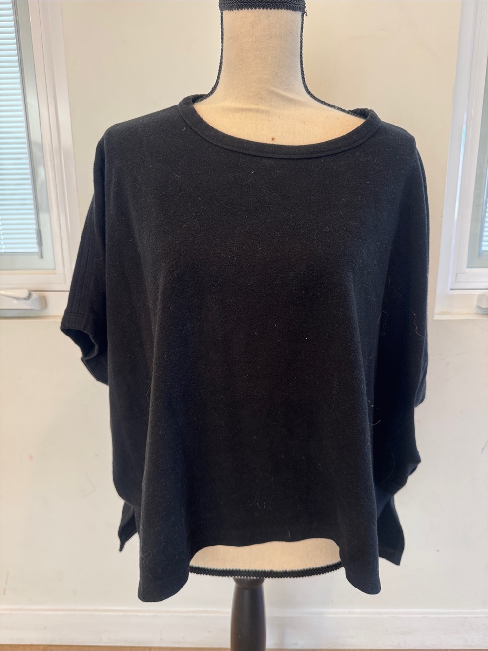 James Perse Black Boxy oversized Short Sleeve Knit Top